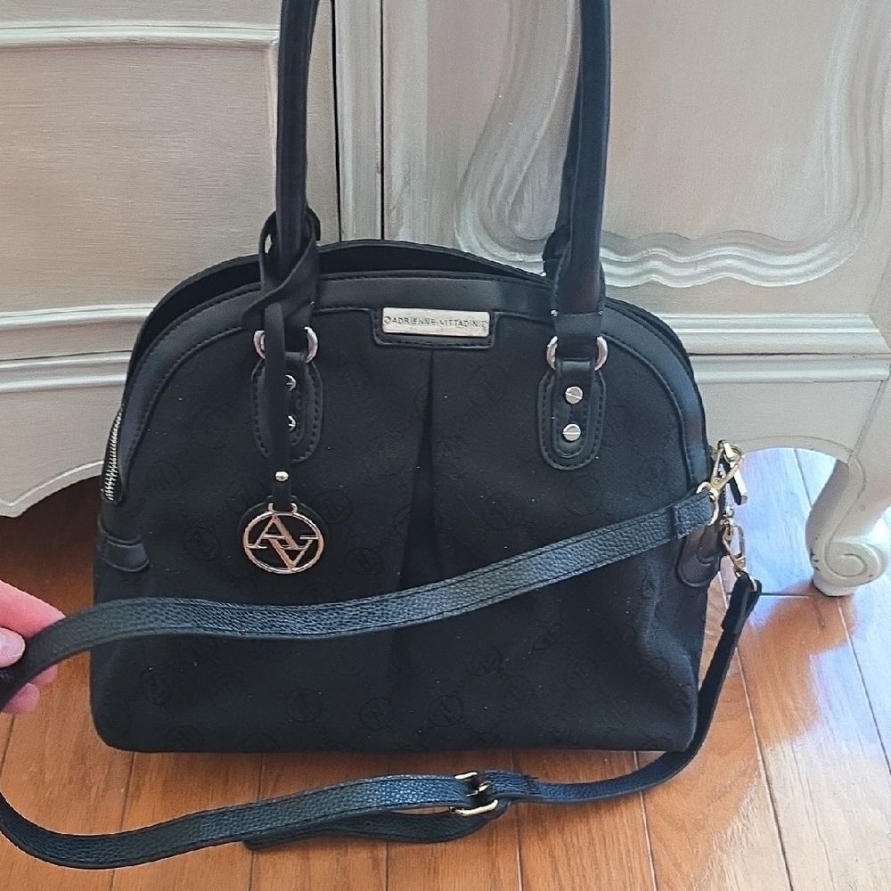 Adrienne Vittadini Black Shoulder Bag - Picture 6 of 12